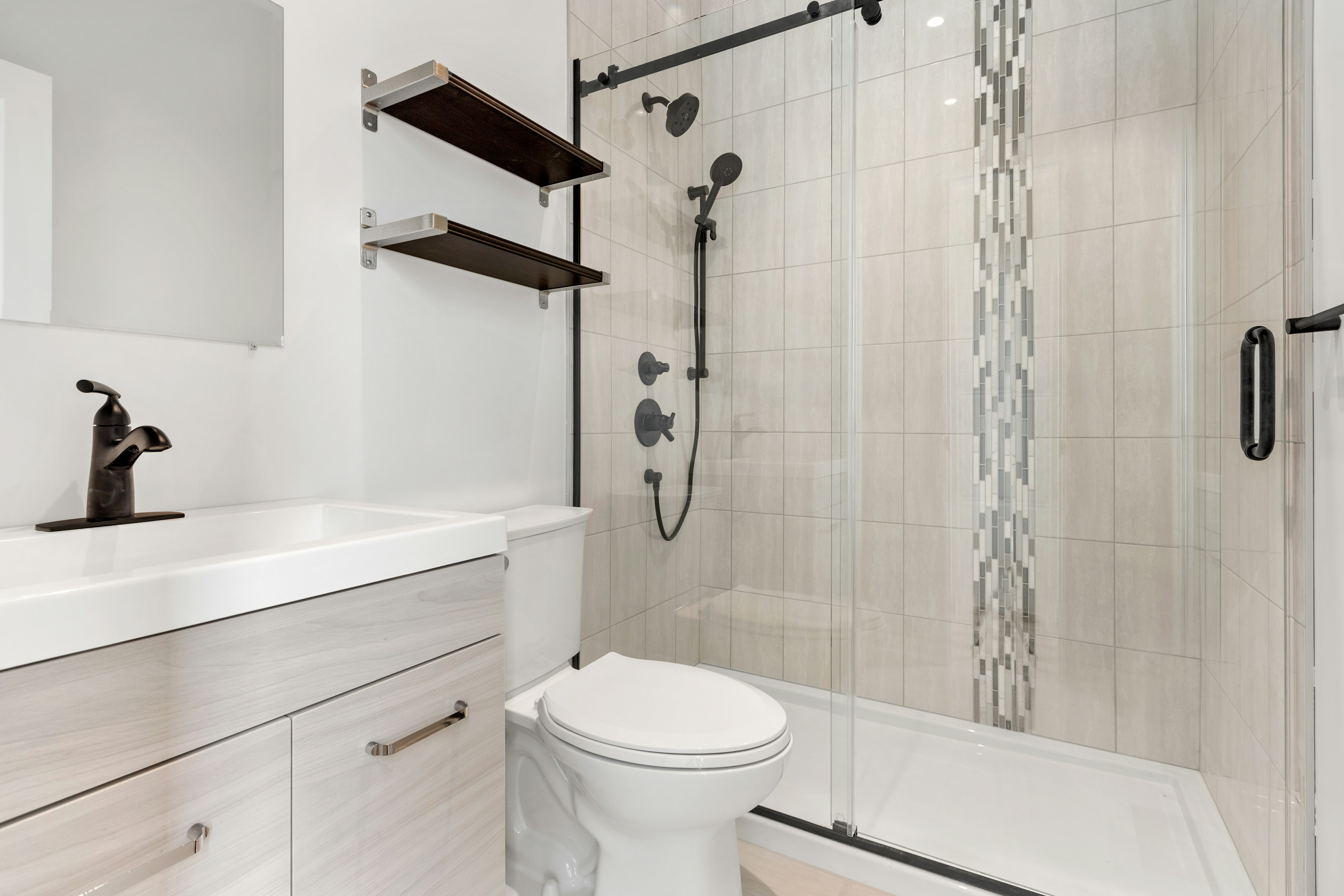 Organizar un baño pequeño: Ideas de almacenaje 2026
